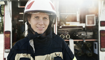 Kvinnlig brandman